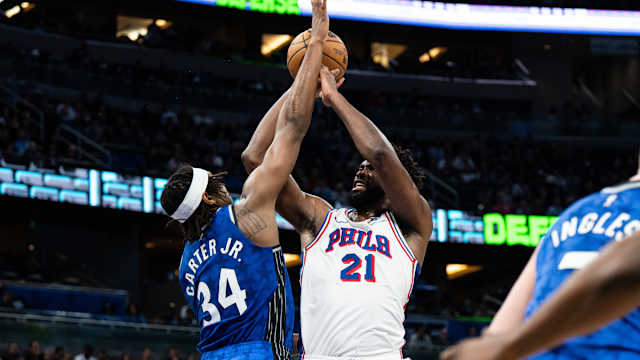 Joel Embiid 76ers Wendell Carter Jr.